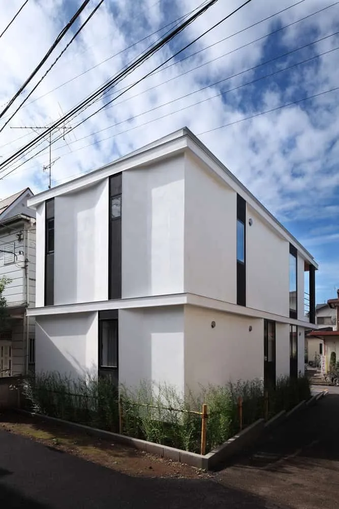 伊藤淳一建筑事务所设计的格罗夫住宅，日本秋田市