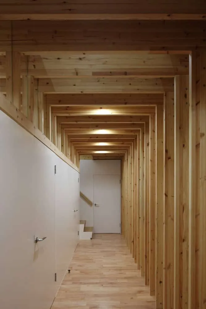 伊藤淳一建筑事务所设计的格罗夫住宅，日本秋田市