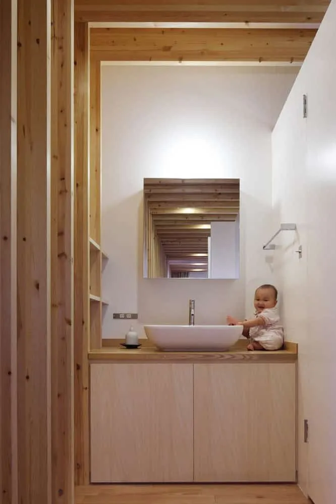 伊藤淳一建筑事务所设计的格罗夫住宅，日本秋田市