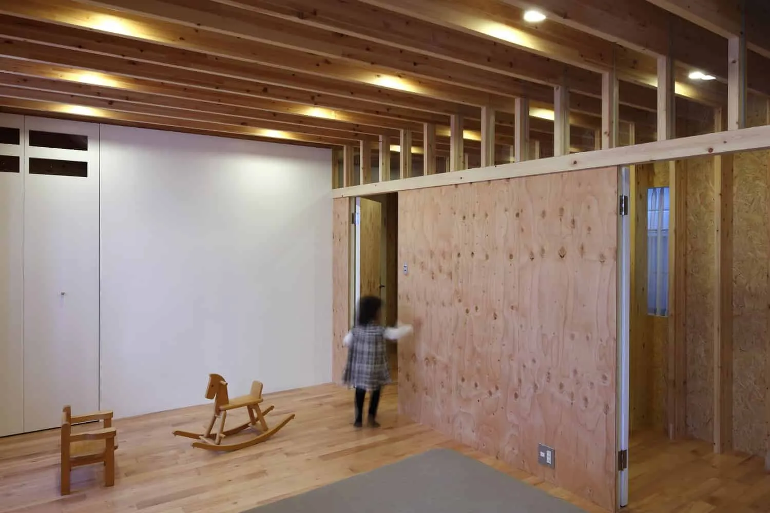 伊藤淳一建筑事务所设计的格罗夫住宅，日本秋田市