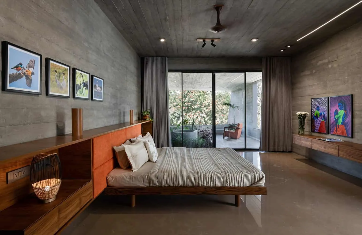 The Grid Architects 设计的阿赫迈达巴德混凝土粗野主义住宅