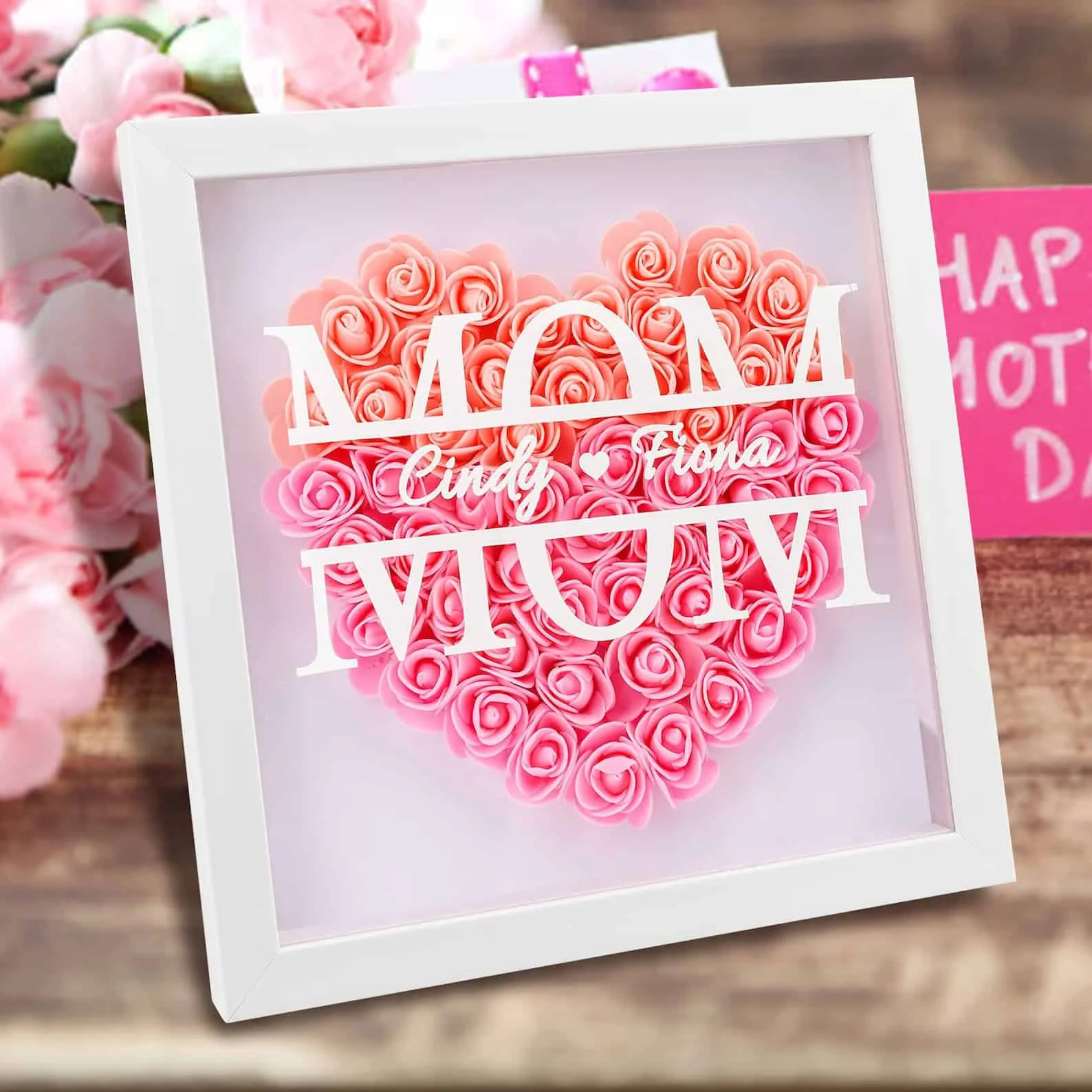 3. Personalisierte Rahmen mit Blüten der Mama