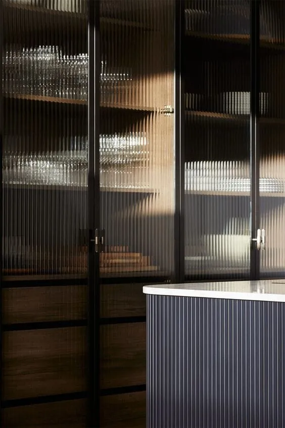 Trend Scandinavia: Furniture with Frosted Glass