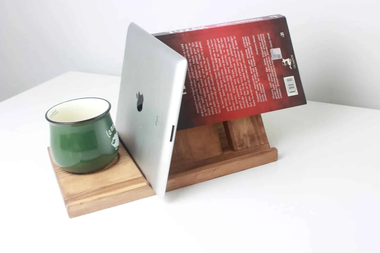 4. Marcador triangular de madera