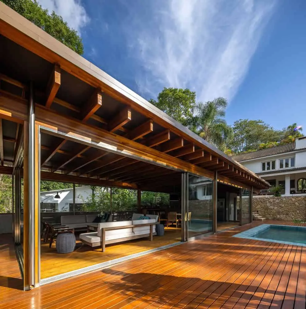 PMC House by Rocco Arquitetos in Ibiuna, Brazil PMC House by Rocco Arquitetos in Ibiuna, Brazil