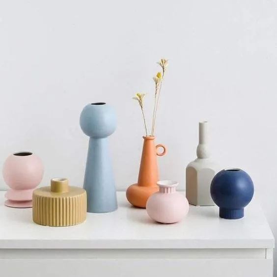 Pastel Accents for Creating a Fun and Stylish Atmosphere