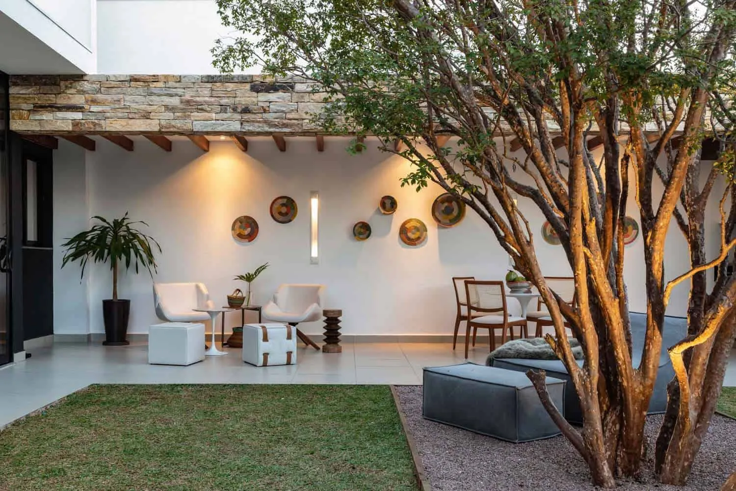 Житловий будинок Sabara від Padovani Arquitetos Associados у Кампінасі, Бразилія Житловий будинок Sabara від Padovani Arquitetos Associados у Кампінасі, Бразилія