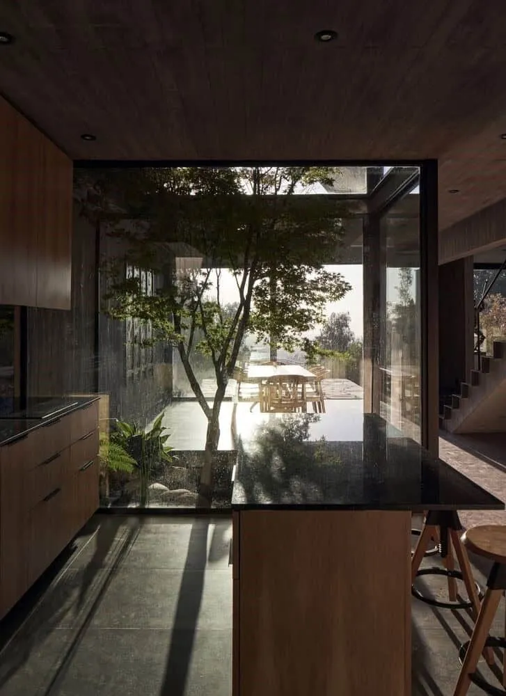 Casa Arca de Gonzalo Iturriaga Ataly en La Reina, Chile Casa Arca de Gonzalo Iturriaga Ataly en La Reina, Chile