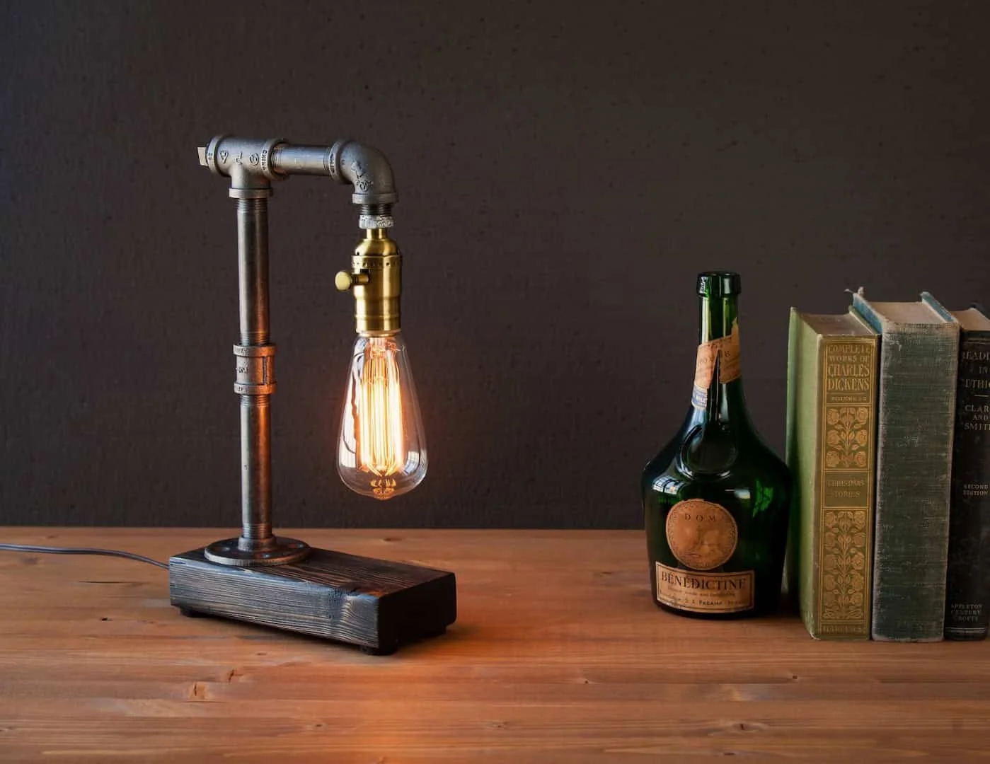 3. Edison Bulb Lamp