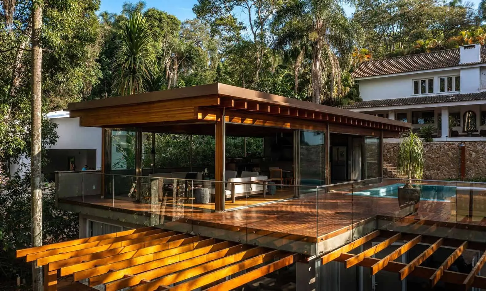 PMC House by Rocco Arquitetos in Ibiuna, Brazil PMC House by Rocco Arquitetos in Ibiuna, Brazil