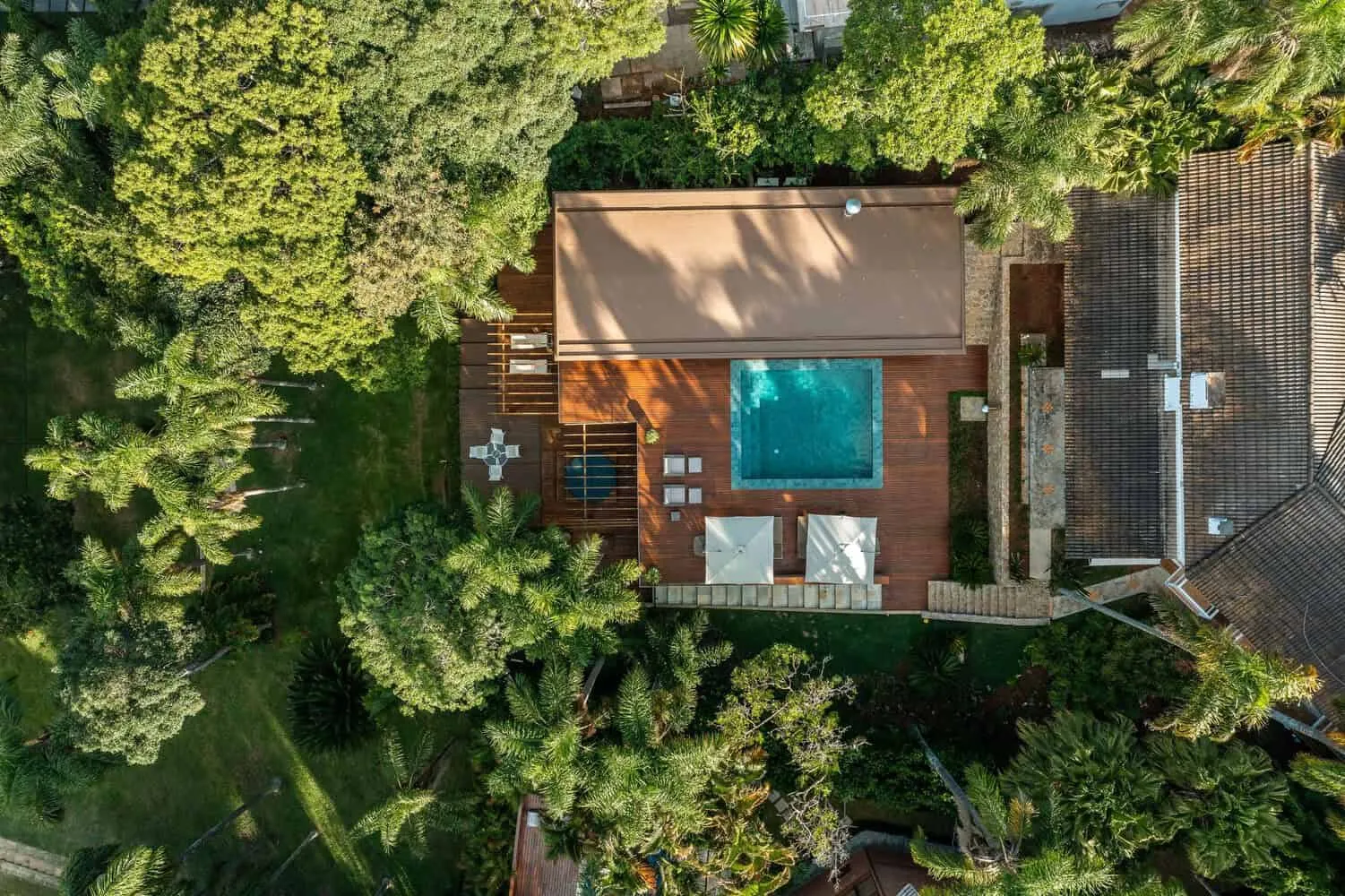 PMC House by Rocco Arquitetos in Ibiuna, Brazil PMC House by Rocco Arquitetos in Ibiuna, Brazil