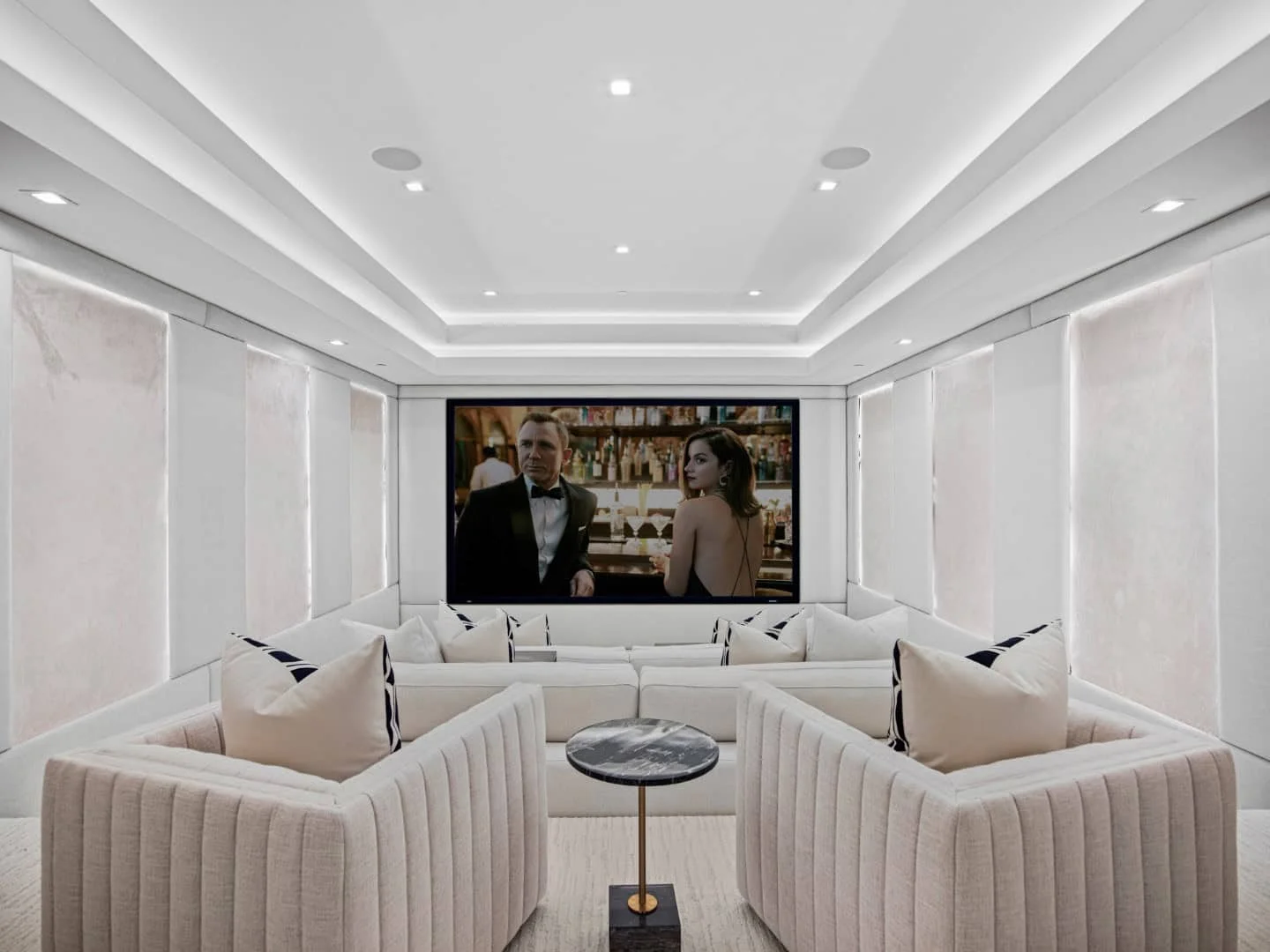 3. 2 Waves End – Crystal Cove – Newport Beach