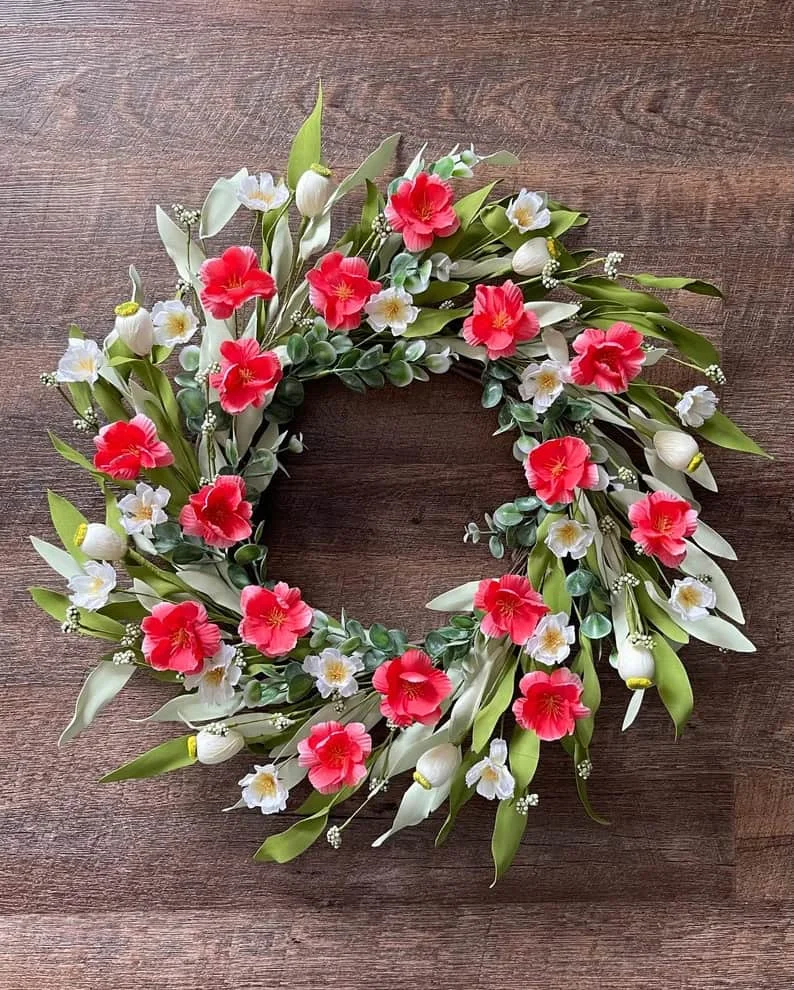 6. Ramillete rojo primaveral de flores