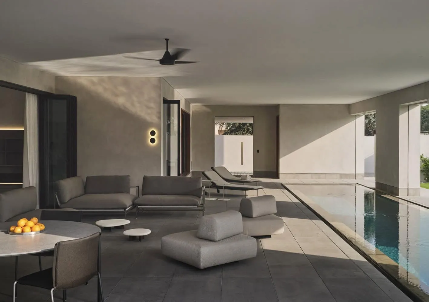 Architect's House by ALEEYA. Design Studio in Karachi, Pakistan Architect's House by ALEEYA. Design Studio in Karachi, Pakistan