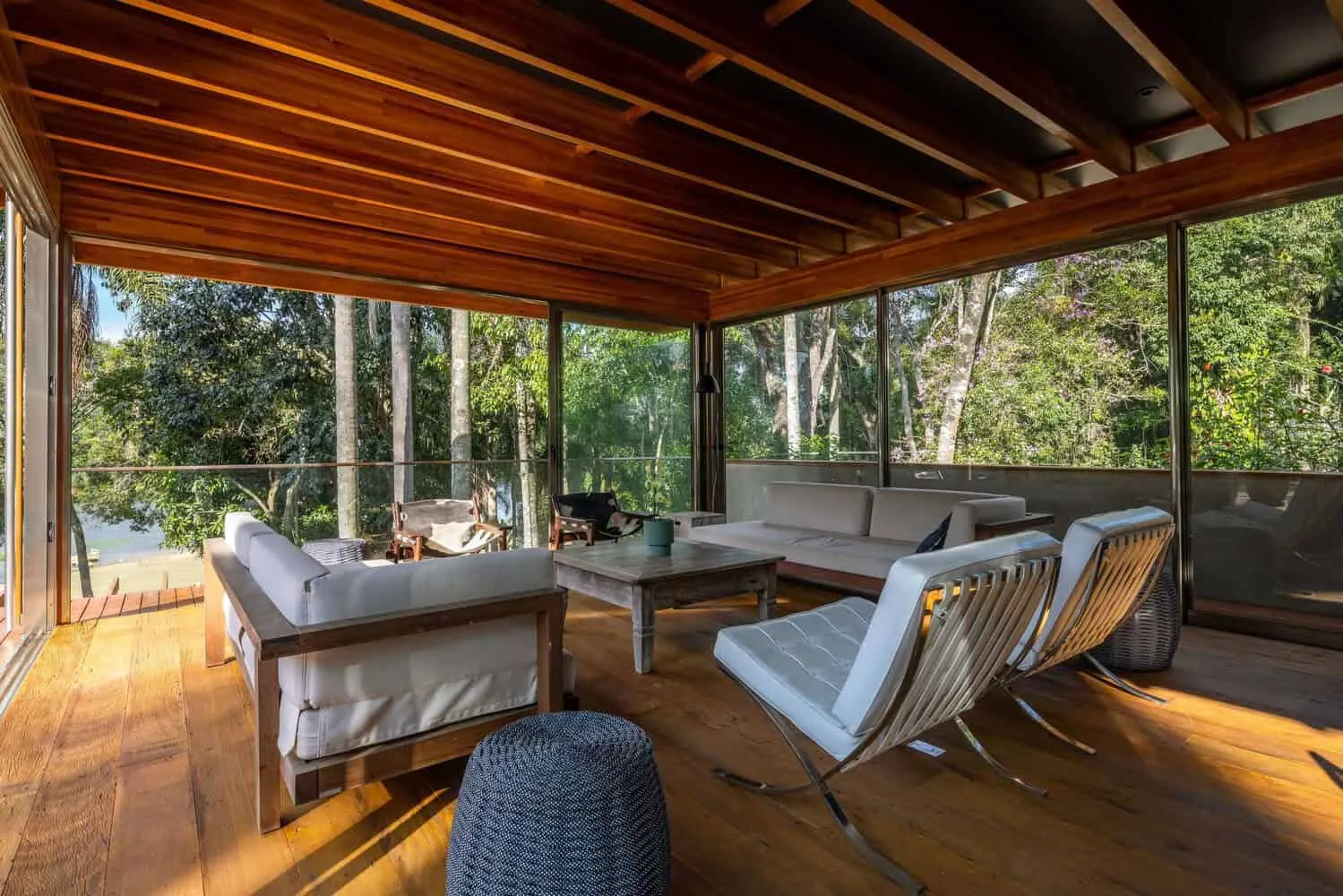 PMC House by Rocco Arquitetos in Ibiuna, Brazil PMC House by Rocco Arquitetos in Ibiuna, Brazil