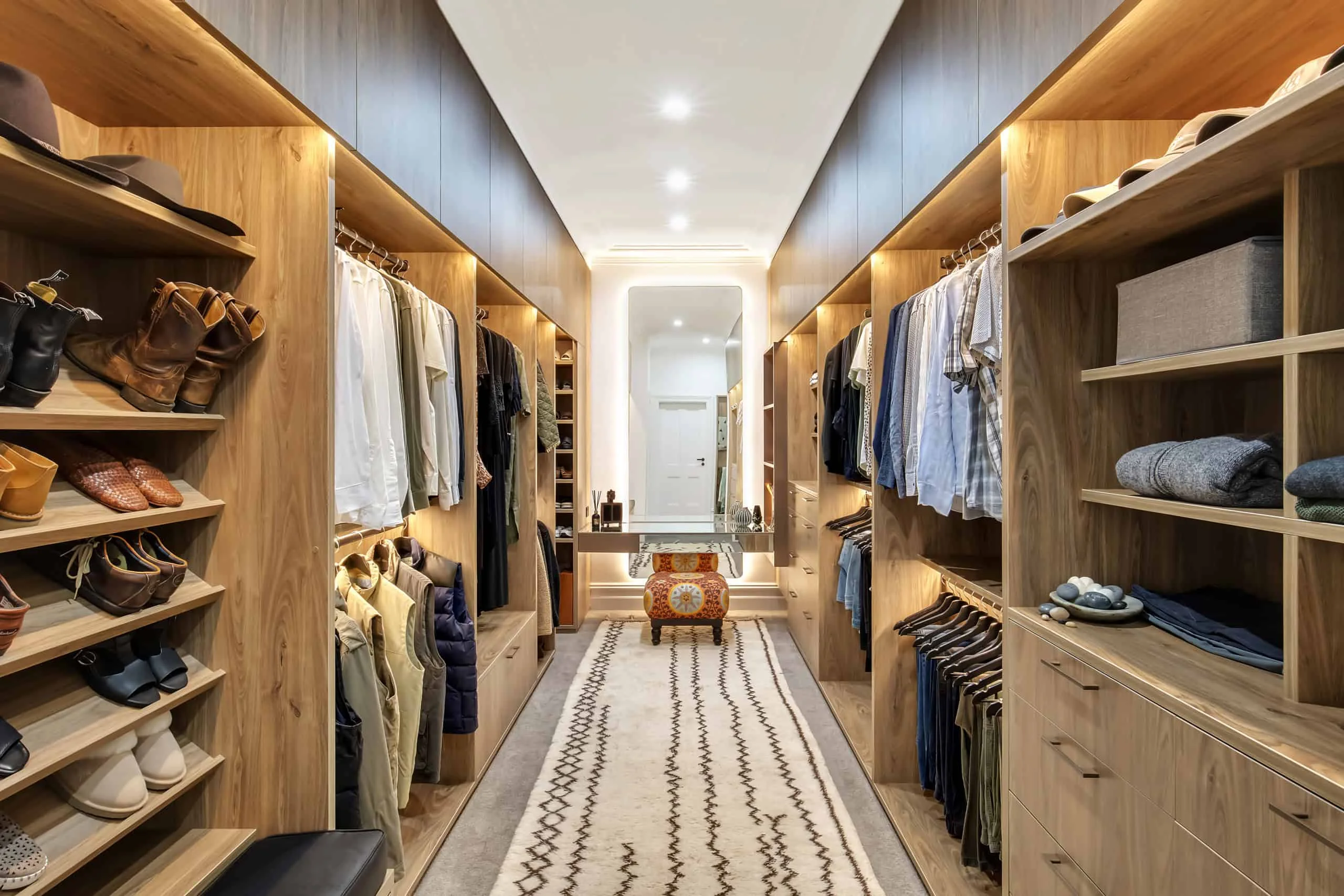 15. White Rose Dressing Room