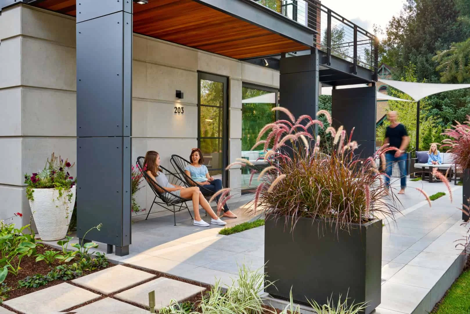 12. 西斯霍拉姆之家