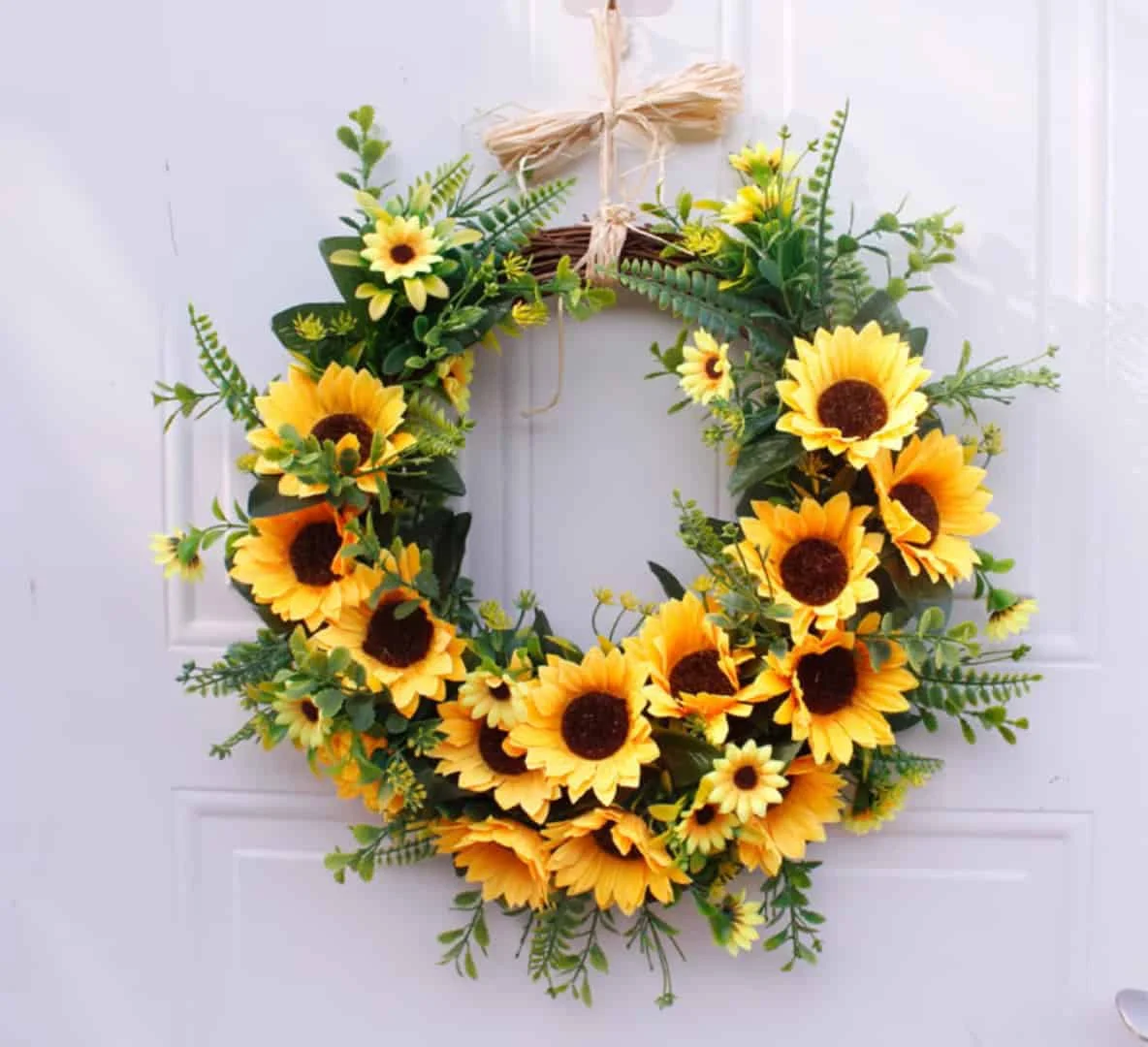 16. Ручний венок з штучного подсонха