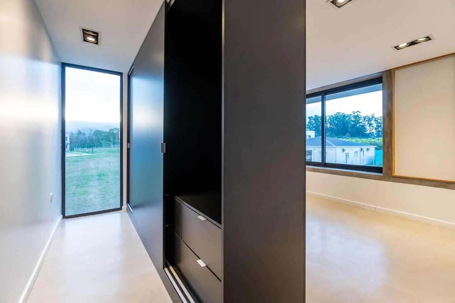 阿尔托韦尔热住宅由Estudio Giraudo设计,位于阿根廷塞维利亚雷东多 阿尔托韦尔热住宅由Estudio Giraudo设计,位于阿根廷塞维利亚雷东多