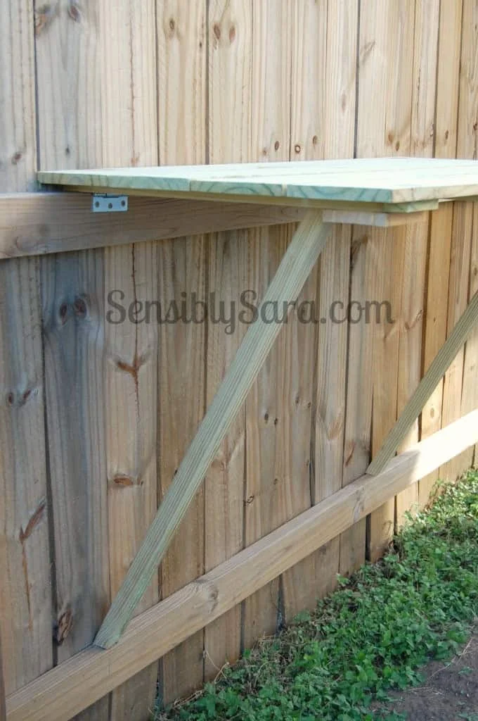 6. Mesa DIY de valla