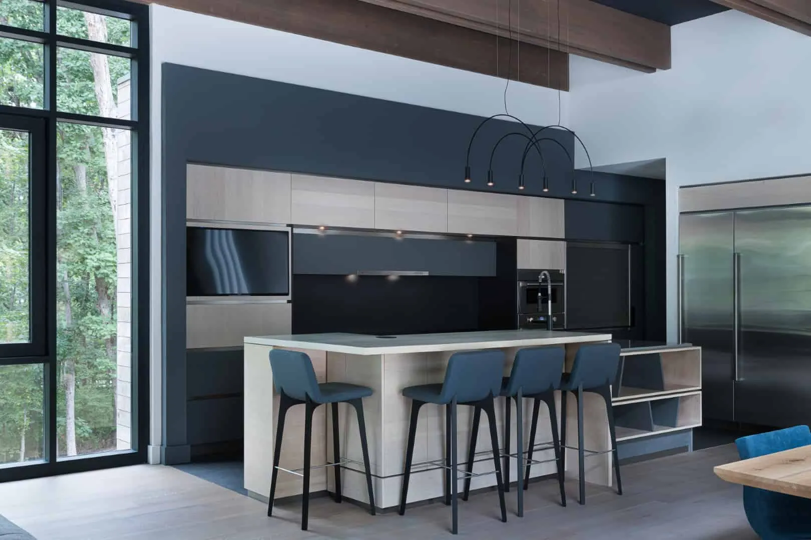 Wittehaus的Gerendák住宅：夏洛特现代木屋