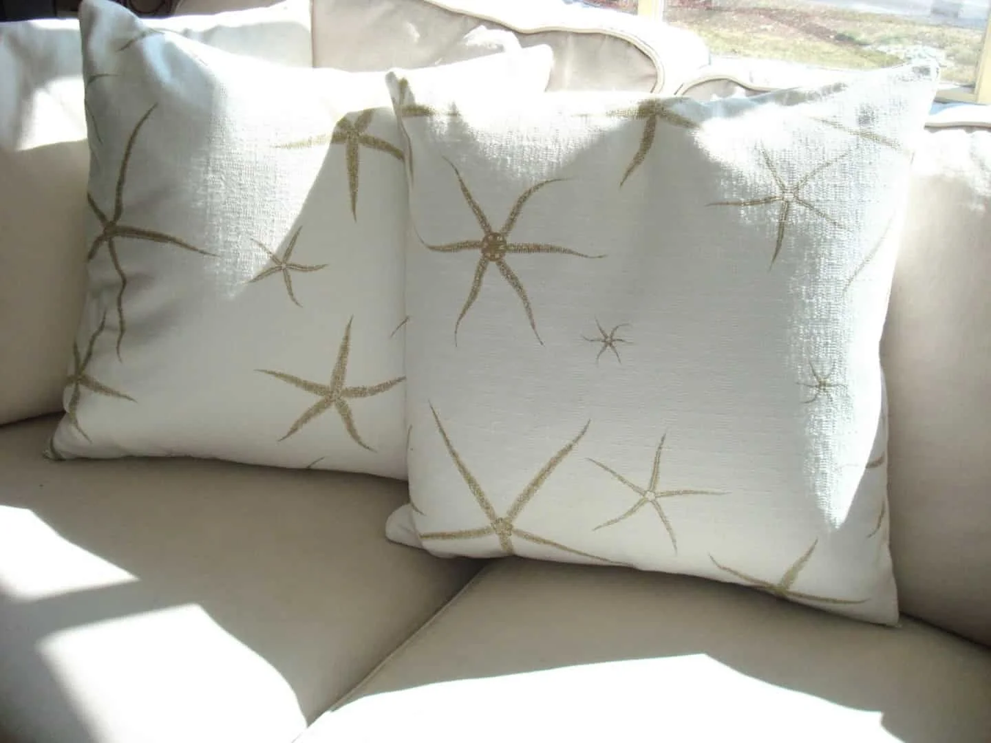 9. Almohadas con estrella marina