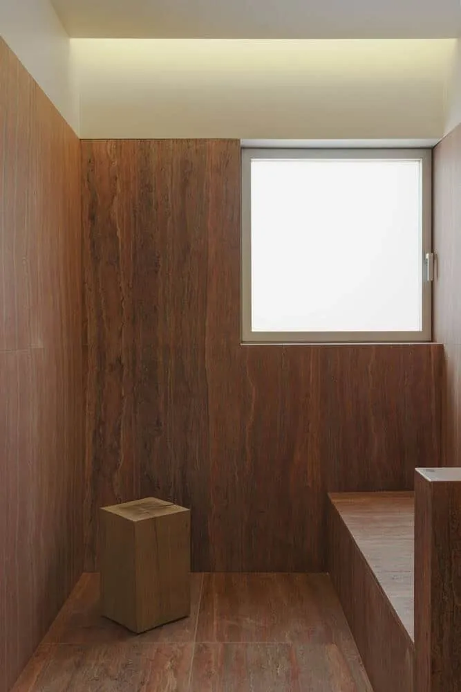 Olivos House by Balzar Arquitectos: Mediterranean Courtyard Resort in Cese