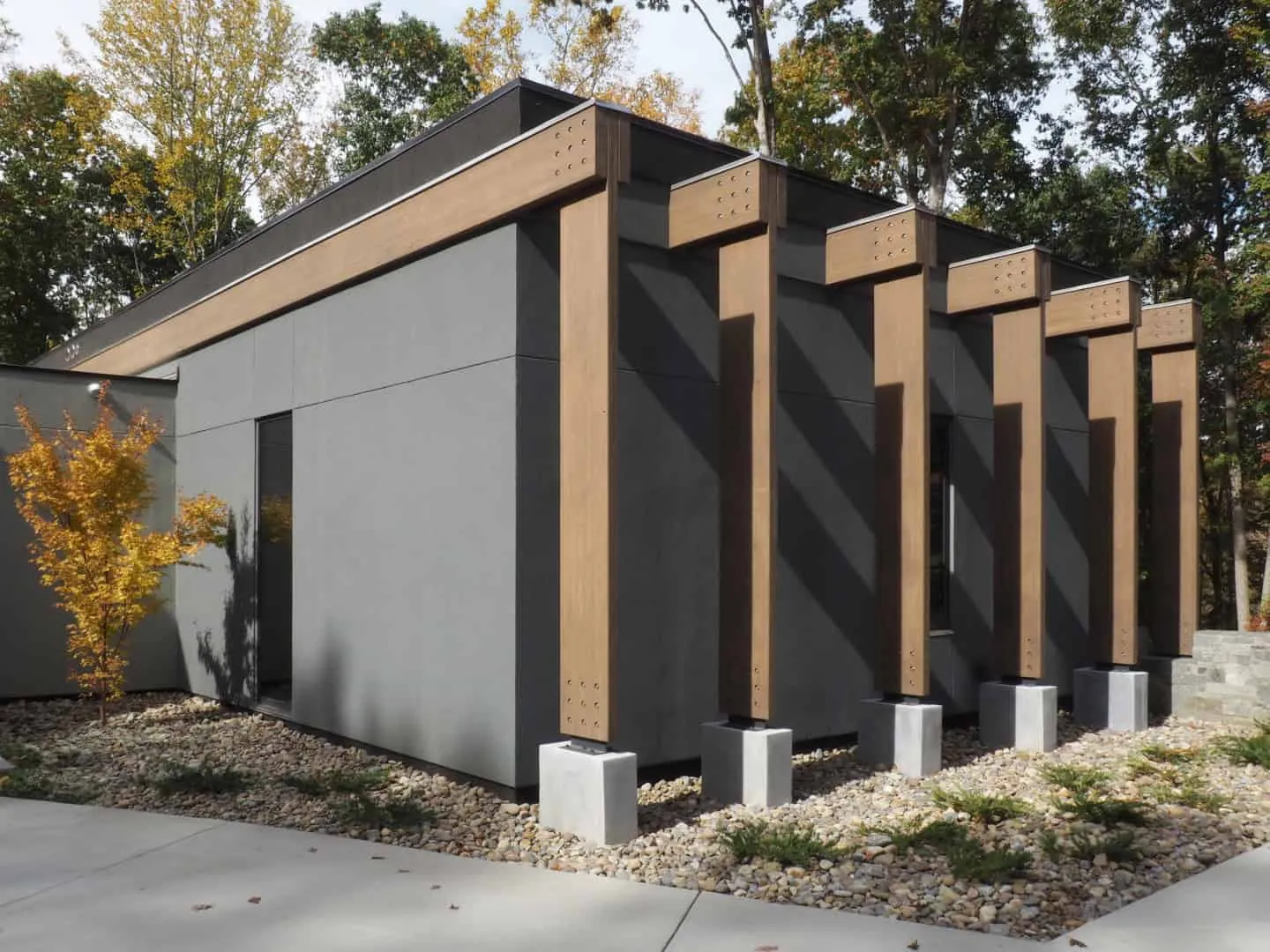 Wittehaus的Gerendák住宅：夏洛特现代木屋