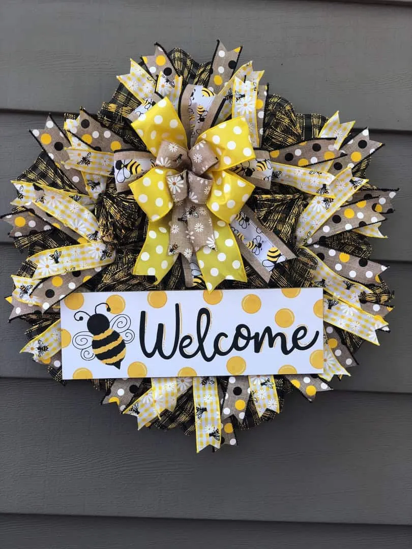 3. 夏日蜜蜂花瓶