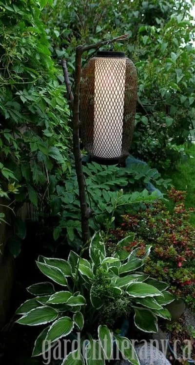 2. Lámpara exterior hecha a mano