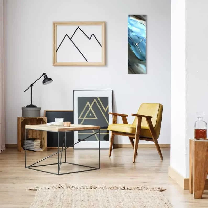 7. Relojes de pared de ónix frío