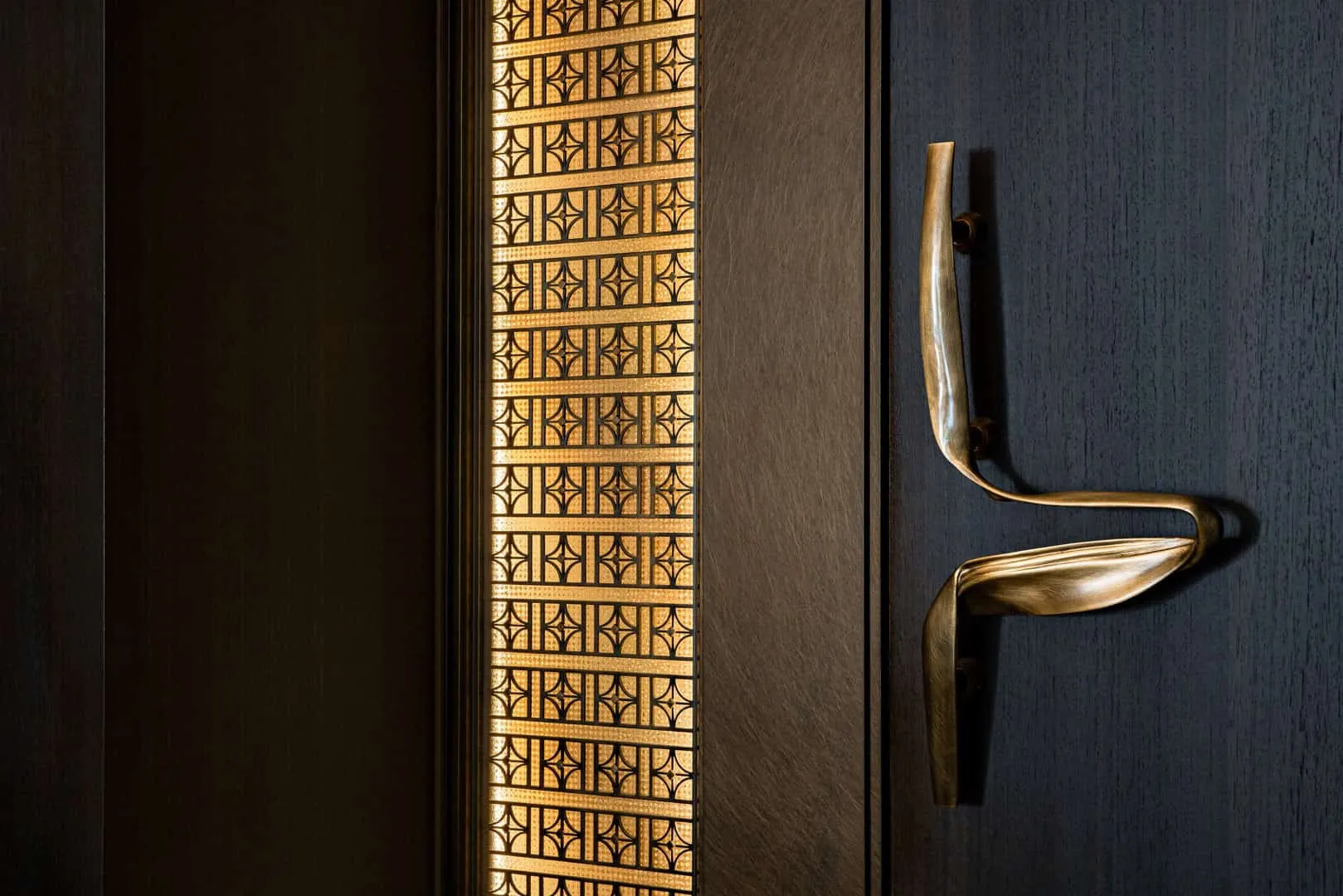 M'MASTERHALL FORTUNEPOT by LDH Design — Creating Eastern Space