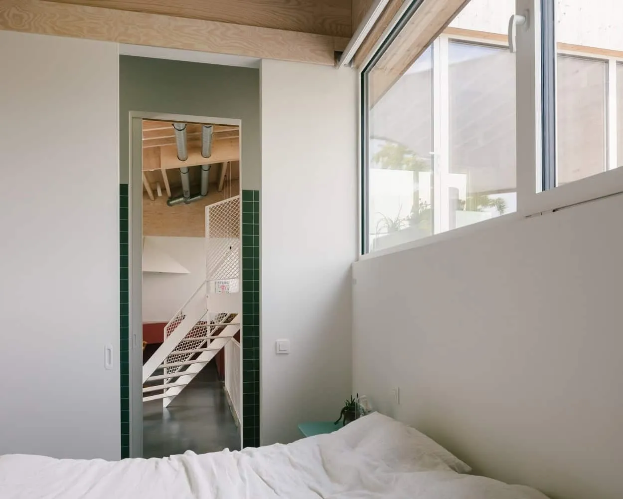 BLAF Architecten设计的hkZ住宅：泽尔勒的混凝土网格可持续住房