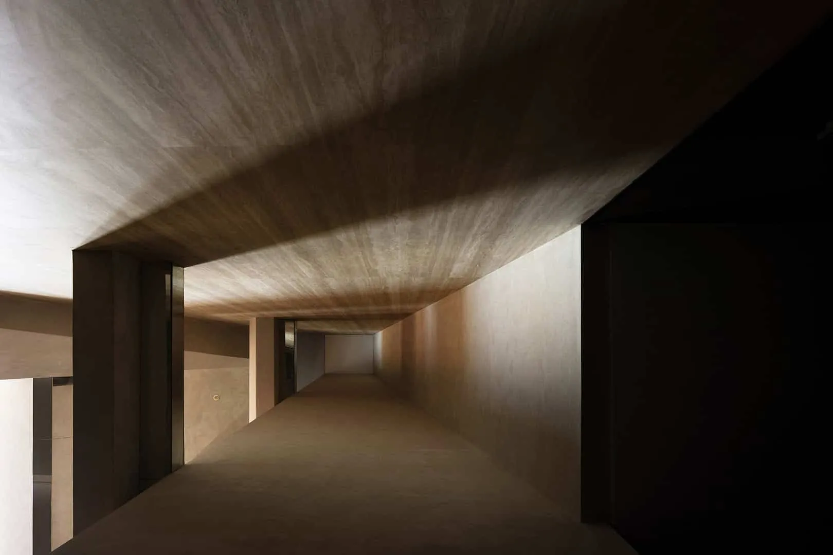 Spanish Exhibition Hall GOJE from Slate by Topway Space Design: Geometry, Light and Poetic Space