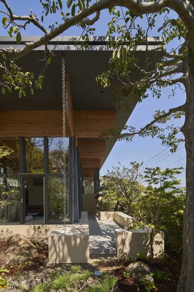 UID Architects设计的KNIT House：融入景观的现代日式住宅