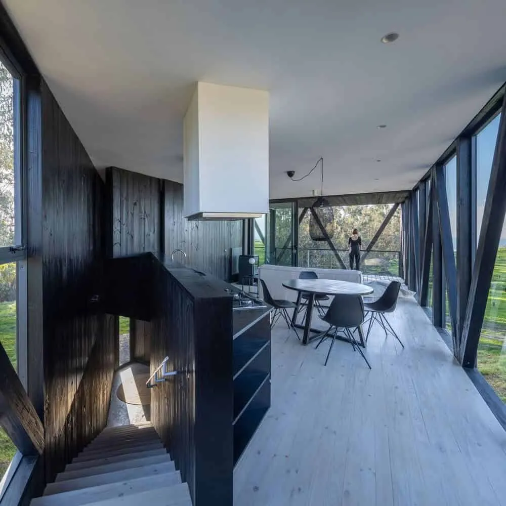 Stanaćev Granados设计的莫拉之家：马坦萨斯海岸