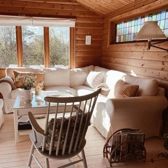 Tips for Decorating Summer Vacation with Clean Style