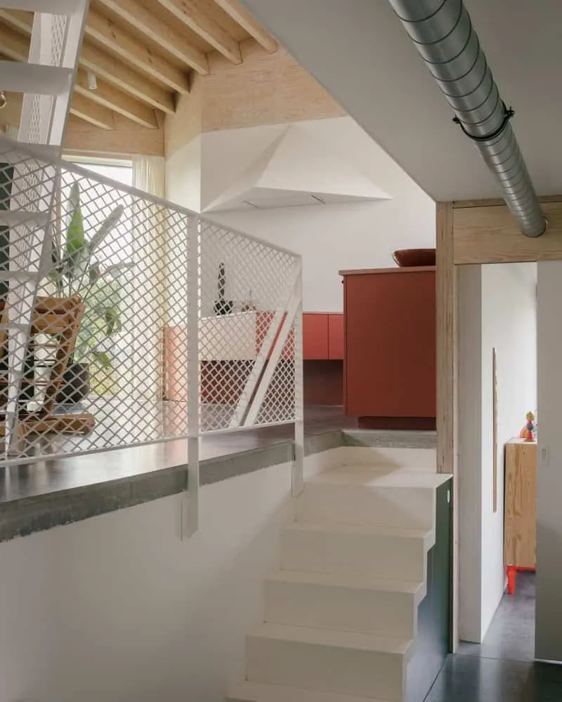 BLAF Architecten设计的hkZ住宅：泽尔勒的混凝土网格可持续住房