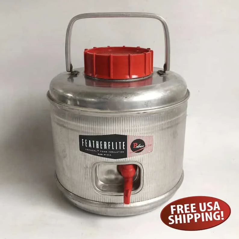 14. Refrigerador aislado para bebidas