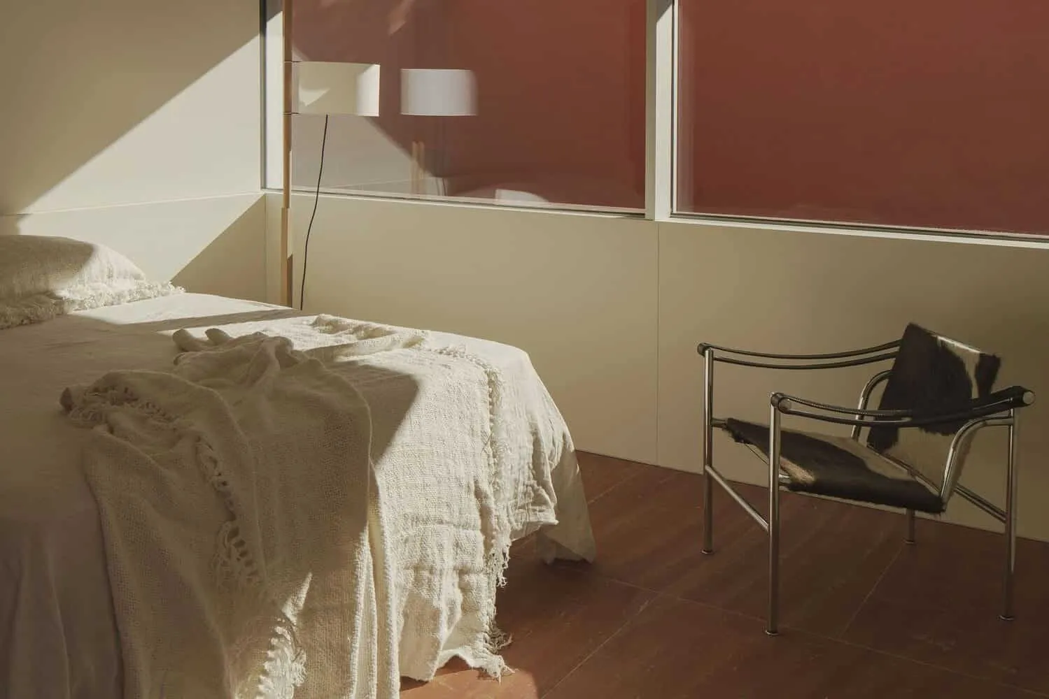 Olivos House by Balzar Arquitectos: Mediterranean Courtyard Resort in Cese