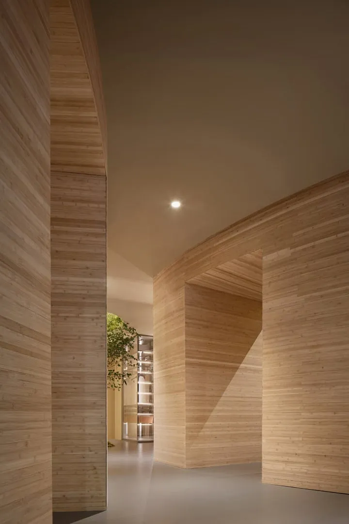 RARA Whole-House Showroom by CUN DESIGN: Squareness, Roundness and Bamboo Elegance