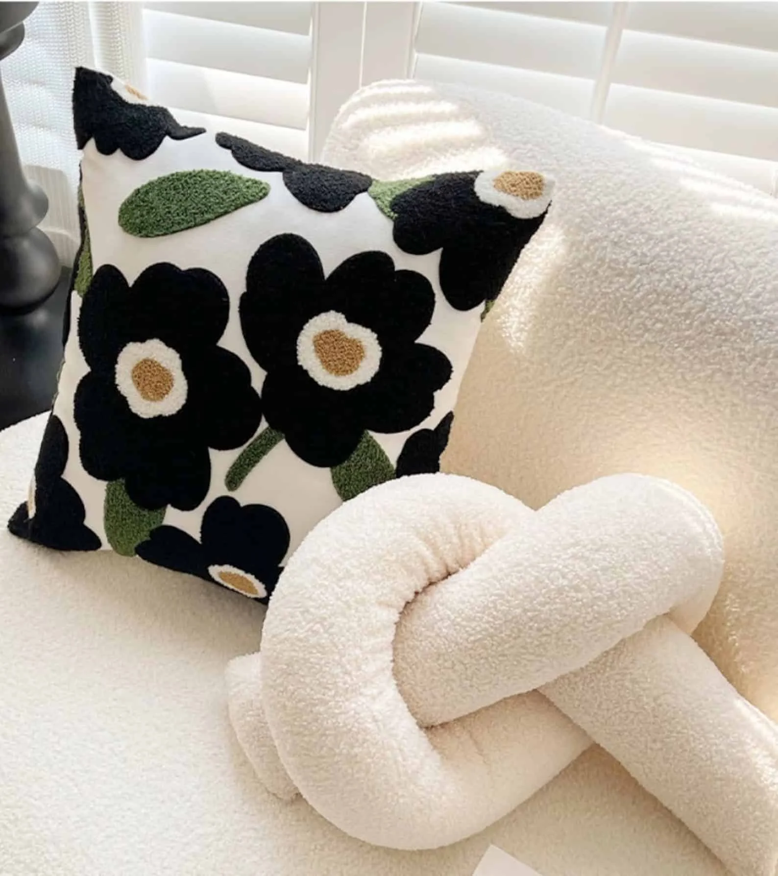 15. Almohada con margarita