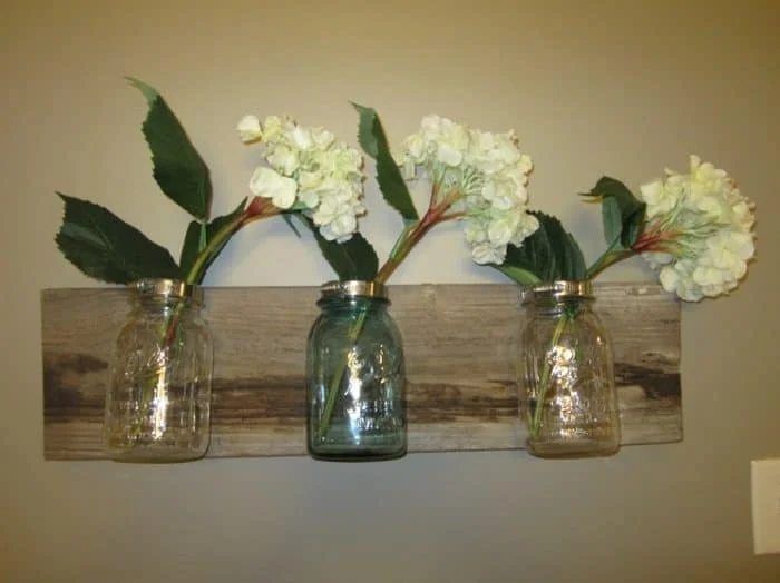 10. Lámpara colgante DIY con tarro Mason