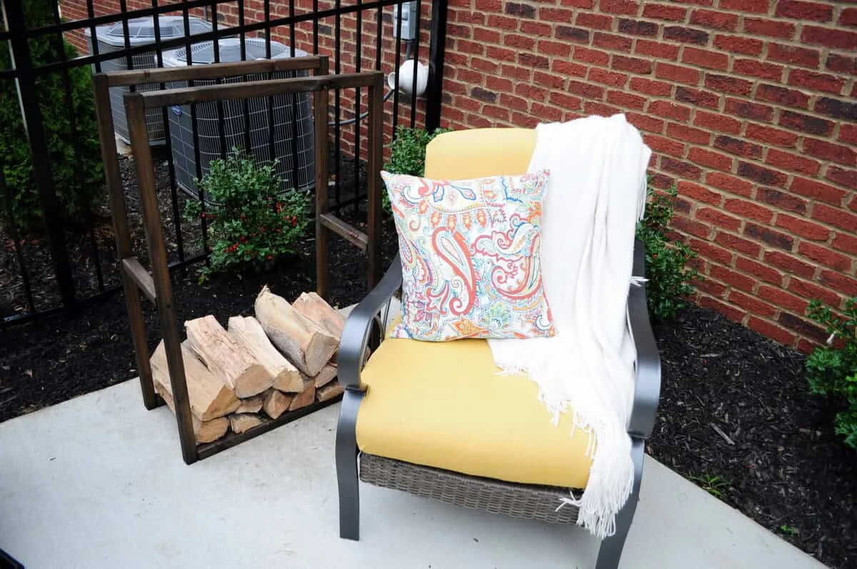 9. Construye tu propio soporte para troncos