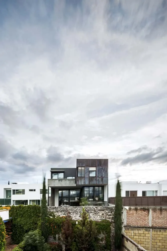 Studio House CHOI by Cubo Rojo Arquitectura in Leon, Mexico Studio House CHOI by Cubo Rojo Arquitectura in Leon, Mexico