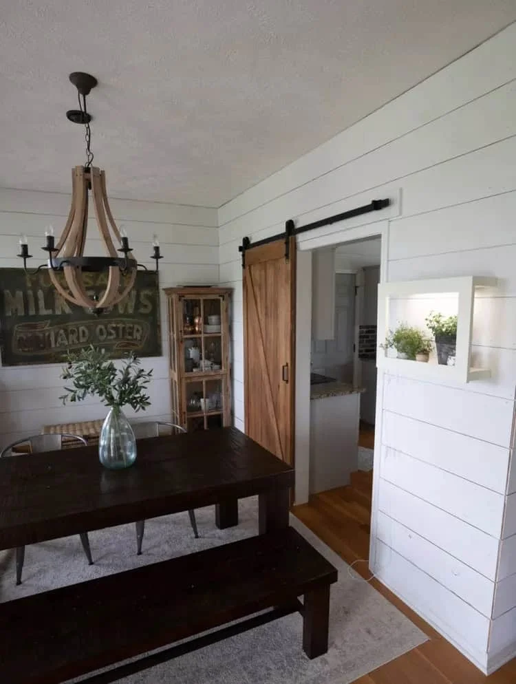 14. Marco DIY con planta verde