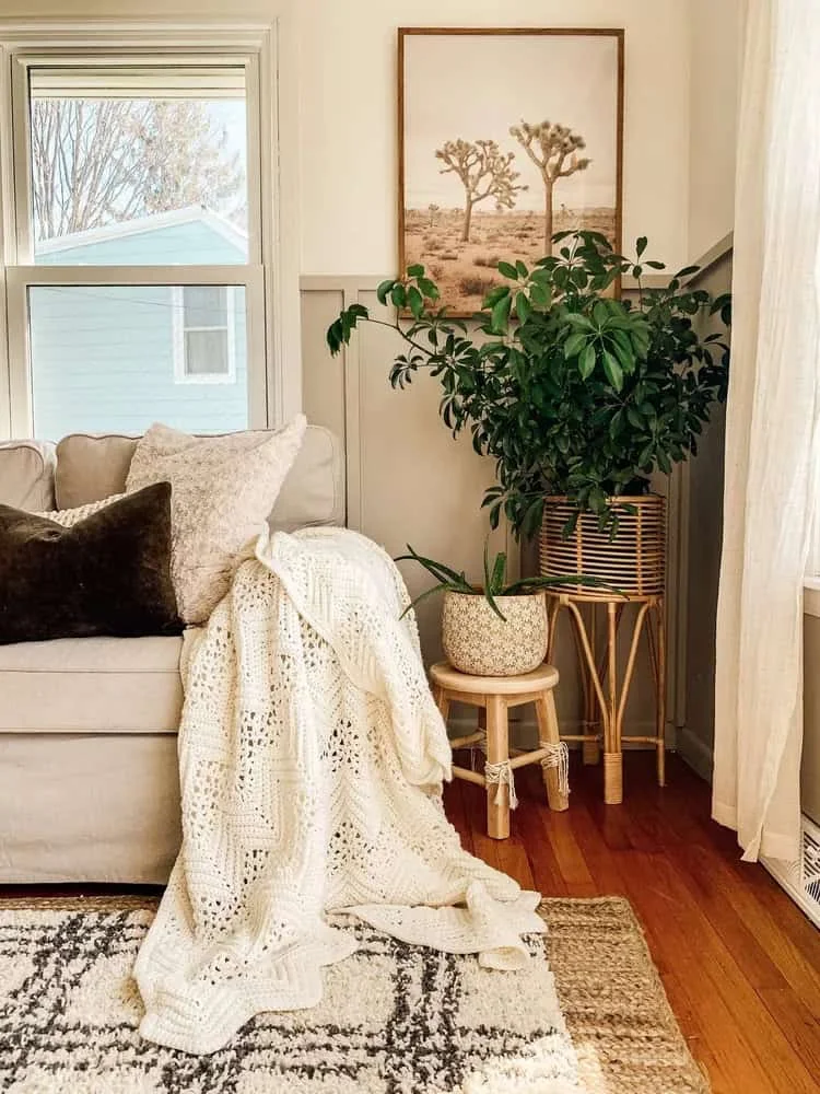 12. Bokho-Style Plant Stand