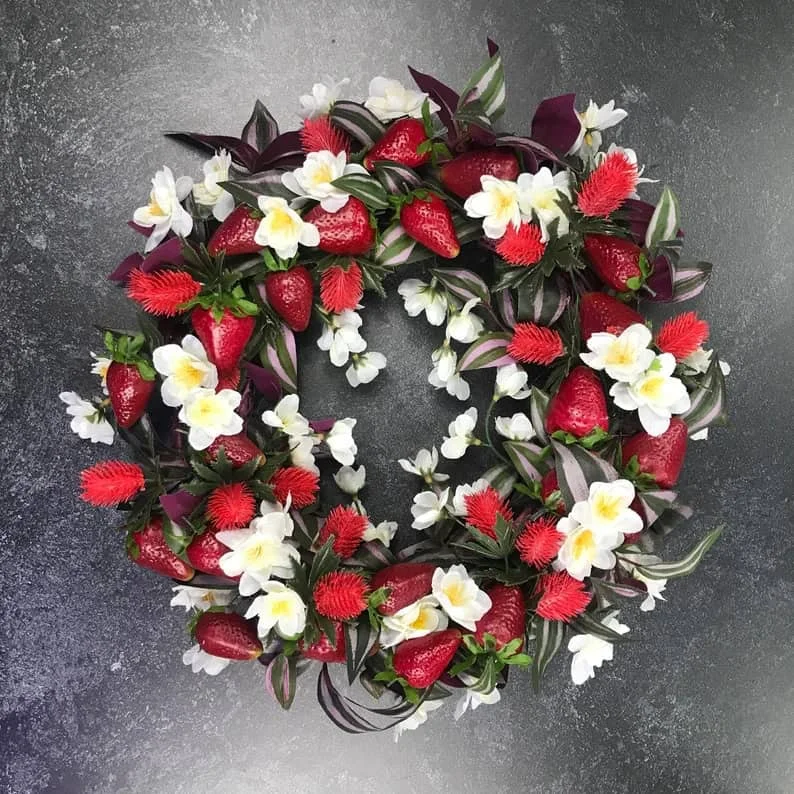 11. Corona de fresa para puerta