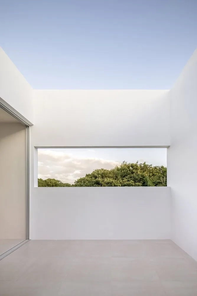 WEWI Studio设计的Puerto Moroles墨西哥Nizuc 01住宅