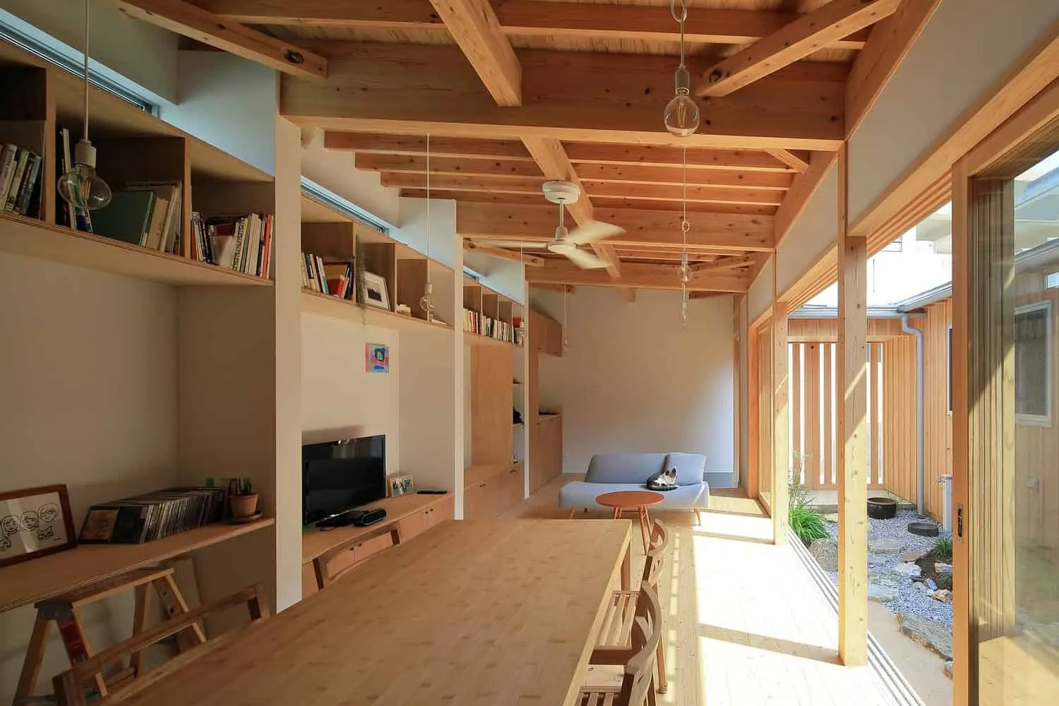 日本冲绳县伊是名村Takeshi Ishiodori Architects设计的住宅